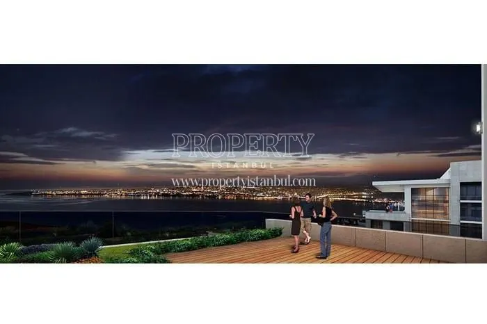 1Coastal City residents enjoying themselves on the balcony