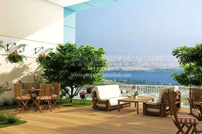The viewing terrace in 1stanbul