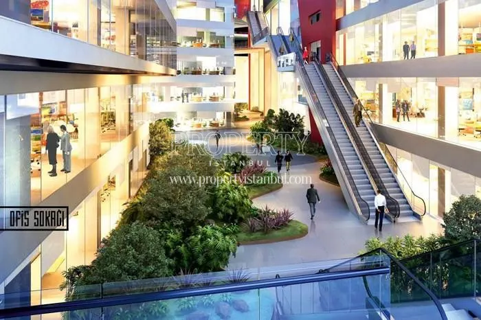 The inside of the shopping center in 42 Maslak