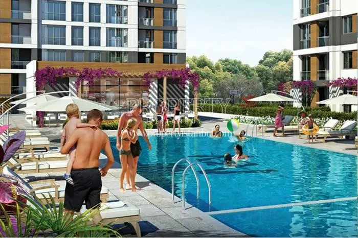ARY Mevsim Sancaktepe residents swimming in the compound pool