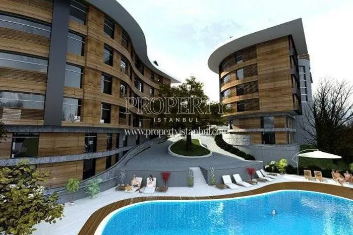 Alya Evleri Sariyer blocks with the swimming pool