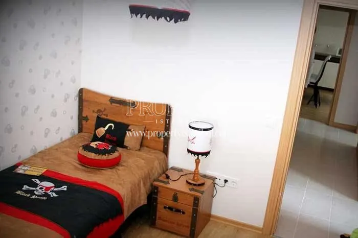 Small bedroom in Aris Park Residence