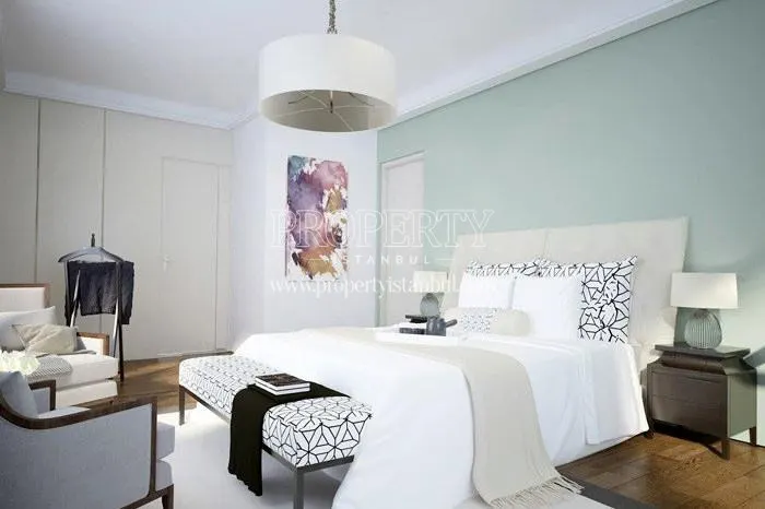 One of the master bedrooms in Arti Tarabya