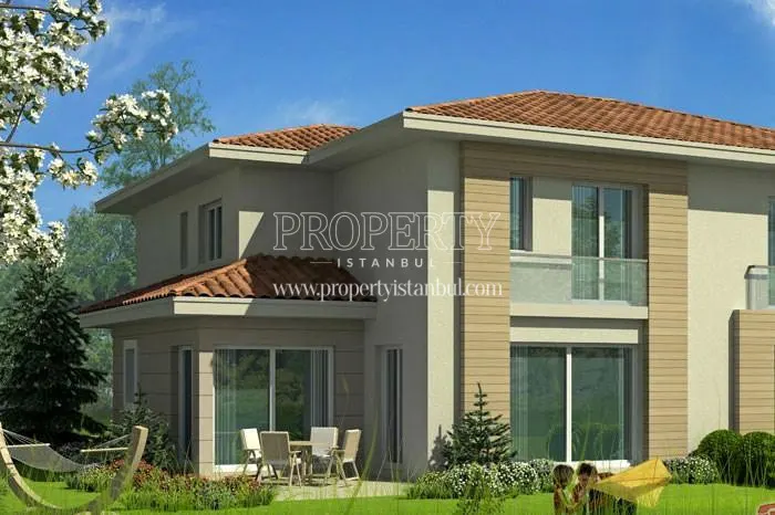 The cream-colored villa in Asmali Evler