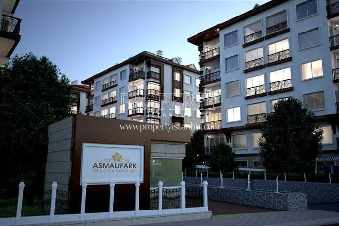 The entrance of the Asmali Park Konaklari site