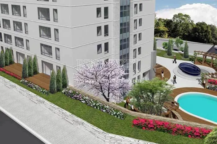 The outdoor swimming pool in Atasehir Buz Residence