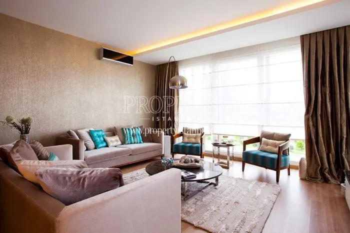One of the living rooms in Avcilar Park