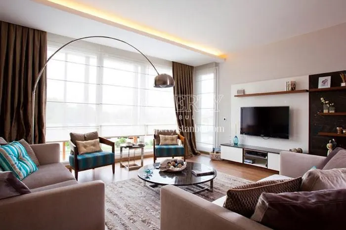 One of the living rooms in Avcilar Park