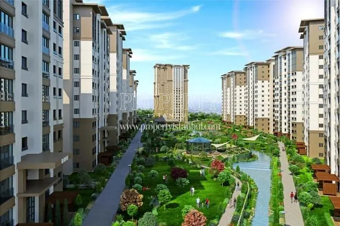 The inside of the Avrupark Bahcekent compound