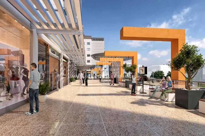 The shopping center in Avrupark Hayat