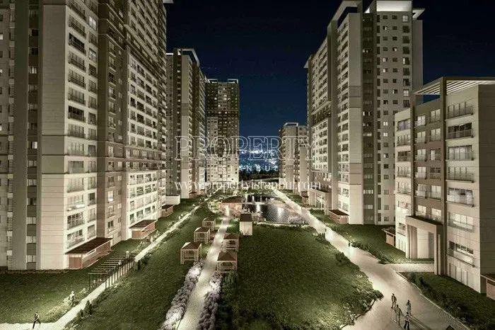 The inside of the Avrupark Hayat compound