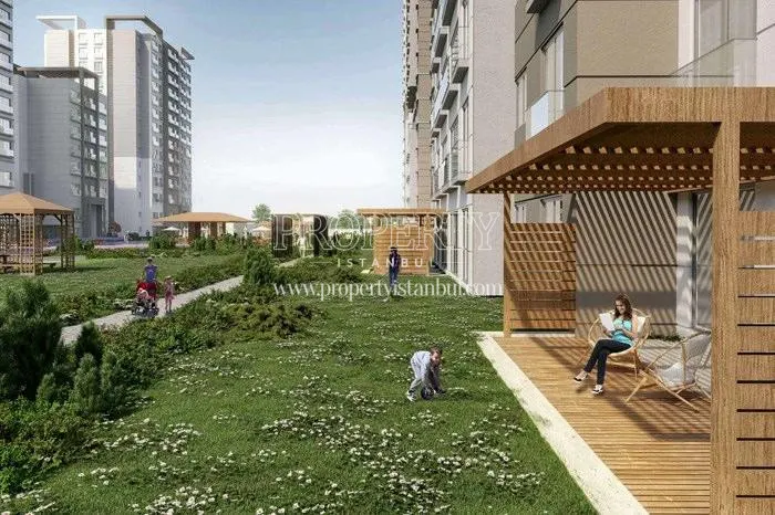 The wooden pergolas in the Avrupark Hayat compound
