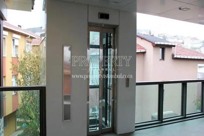 The elevator in BE-SA Camlikonak blocks