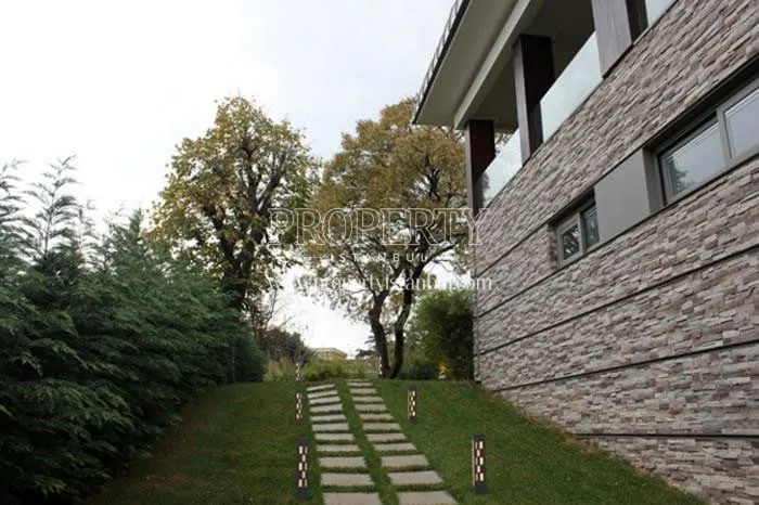 The walking track in BE-SA Camlikonak