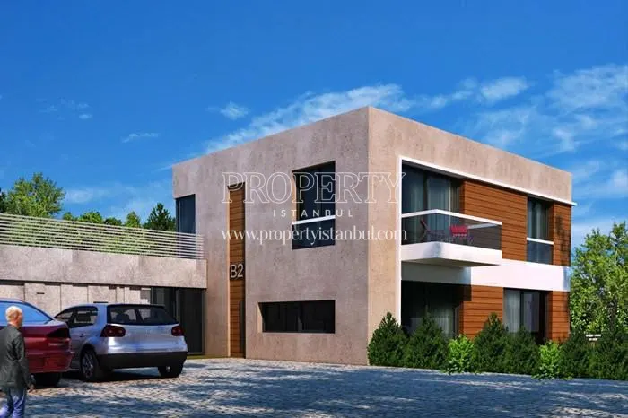 One of the villas with the small garage in Bahcesehir Konaklari