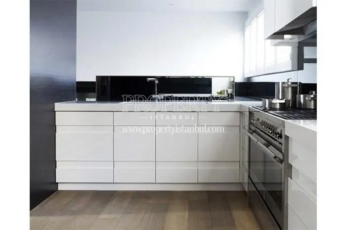 Small L-shaped kitchen in BanuEvleri Ispartakule 2