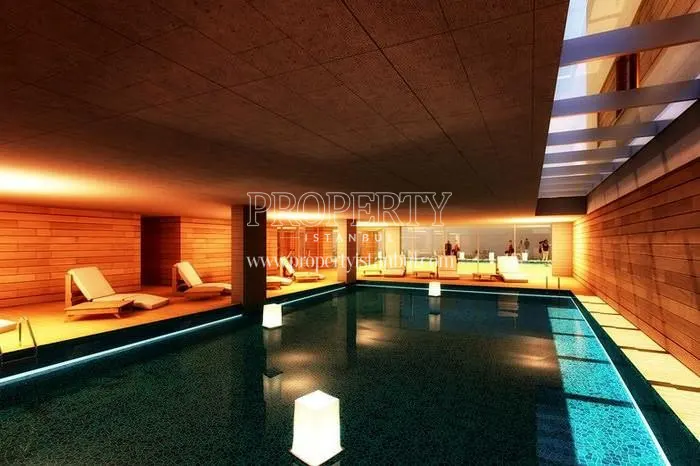 The indoor swimming pool in Baraka Konutlari