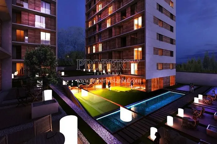 Baraka Konutlari compound at night