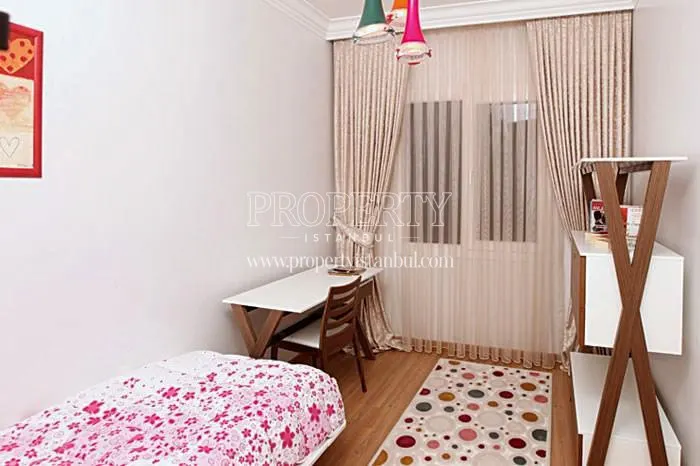A small bedroom in Bizim Evler 5