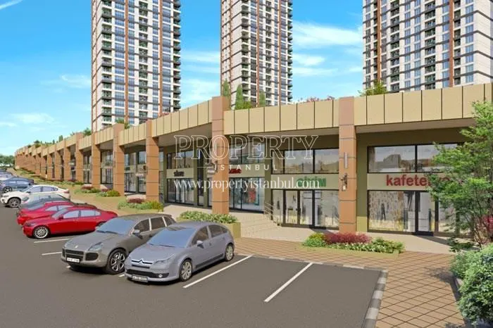 The parking lot in front of the Bizim Evler 7 shopping center