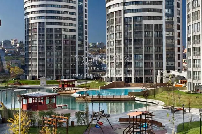 Artificial lake in the Bosphorus City compound