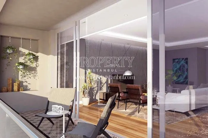 One of the living rooms with a balcony in Burc Sitesi
