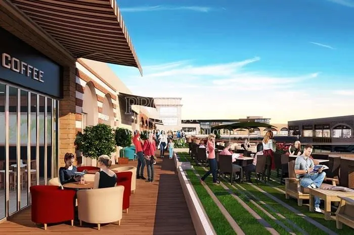 Food court in the shopping center in Cadde Flora