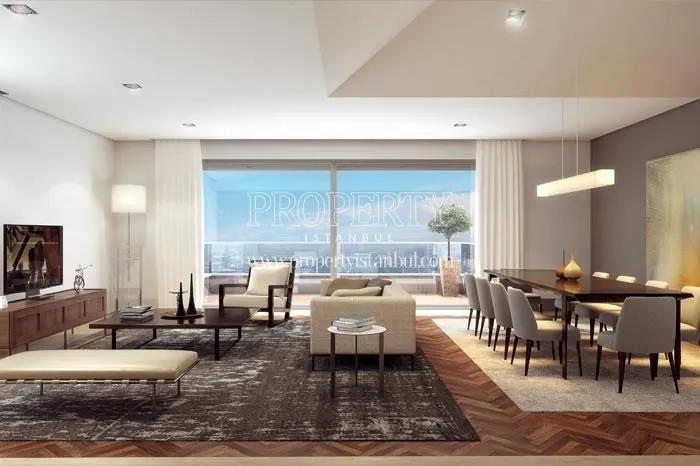 Spacious living room in Cengelkoy Park Evleri