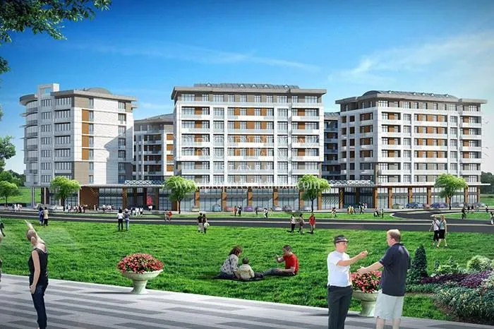 The people having a picnic in front of the Centro Beylikduzu compound