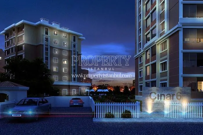 Cinar6 Evleri compound at night