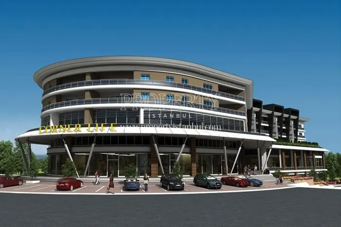 Cornerlife Mimaroba building with the parking lot