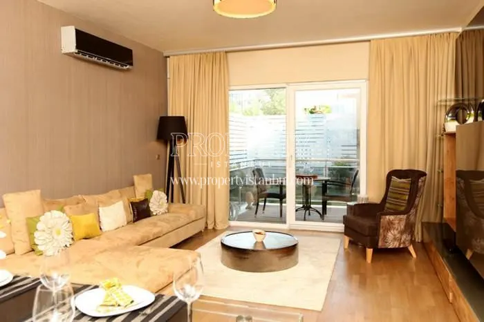 One of the living rooms in Crown Deluxe