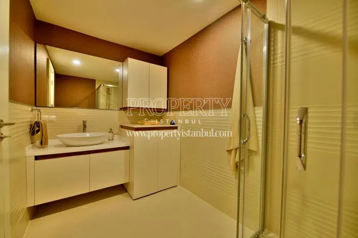 One of the bathrooms in Cukurova Balkon