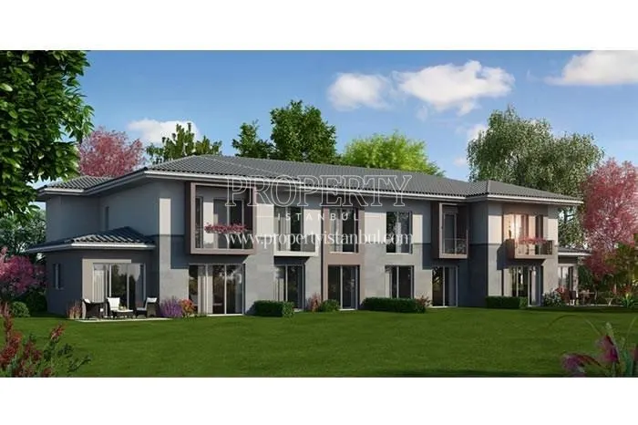 Twin villas in the Dekar Asmali Hayat compound