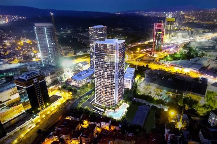 Deluxia Park Business tower at night