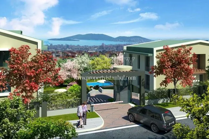 The entrance of the Demirli Akyaka compound