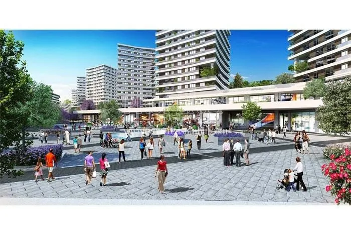 The square in front of Dumankaya Flex Office Bahcesehir
