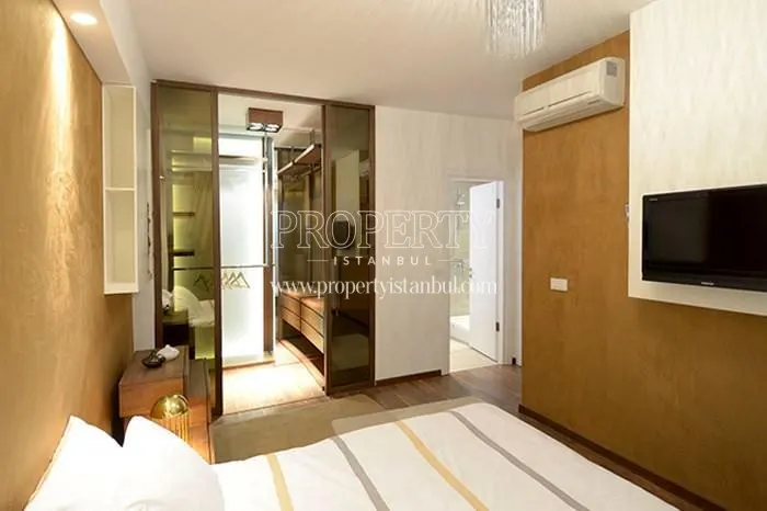 One of the master bedrooms in Dumankaya Konsept Halkali