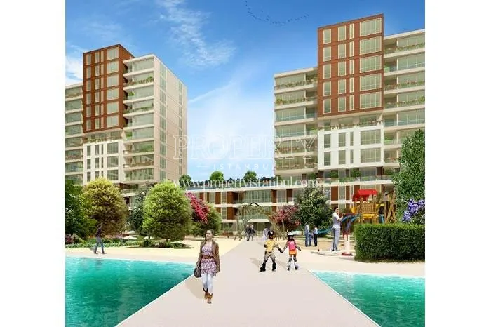 The artificial lake in Evvel Istanbul