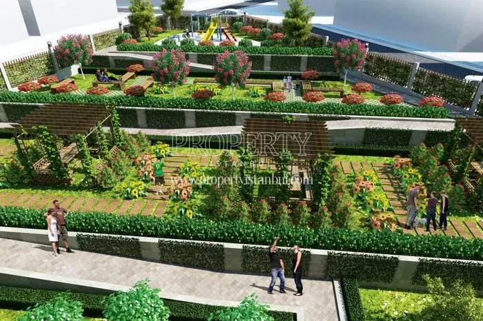 Verdant hobby garden in Erka Panorama
