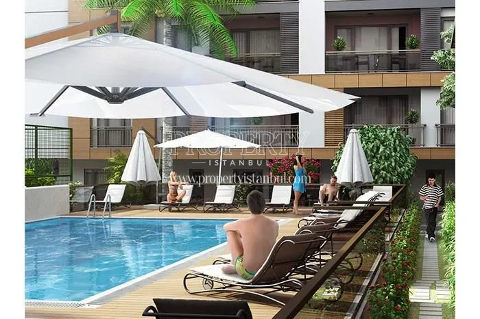 The outdoor swimming pool of Etna Kandemir Evleri