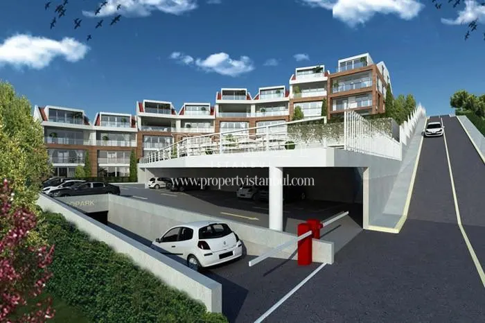 The garage entrance in Eurotolia Panorama Evleri
