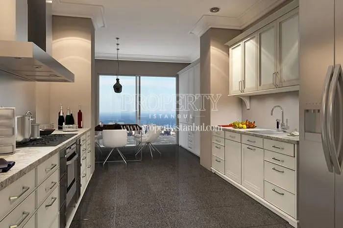 The kitchen with a sea view in Evim Kadikoy