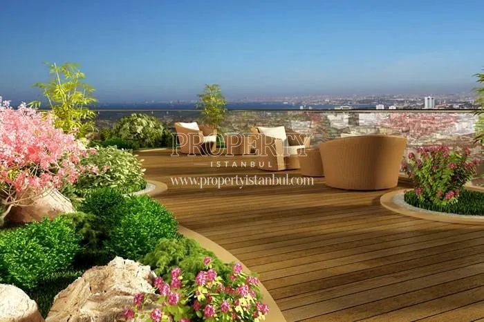 The viewing terrace in Evim Kadikoy