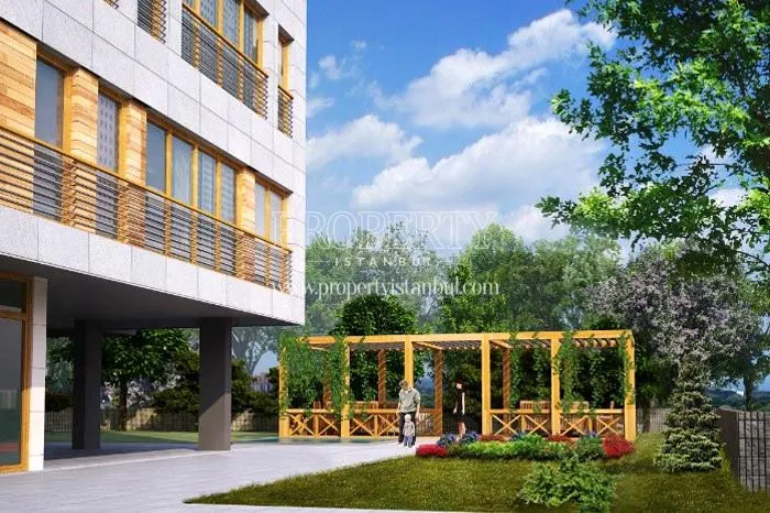 The garden in F. Ayanoglu Residence