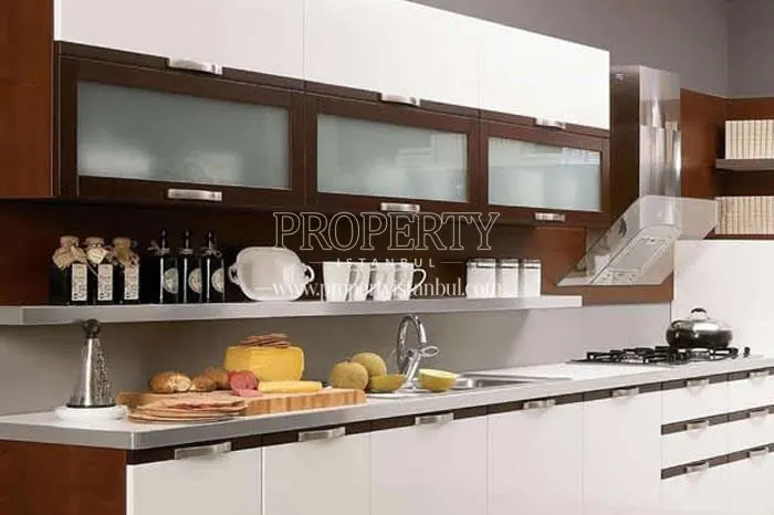 One of the kitchens in Finans Evleri