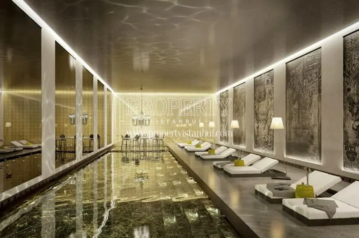 Long, narrow swimming pool in G-YOO Inspired by Starck