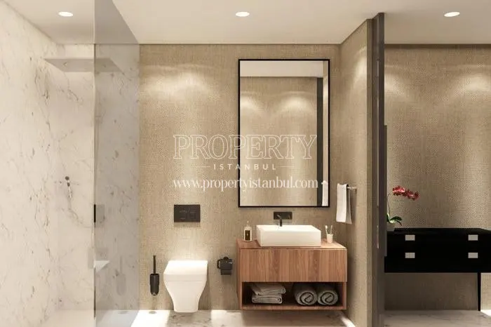 One of the bathrooms in Greenox Residence