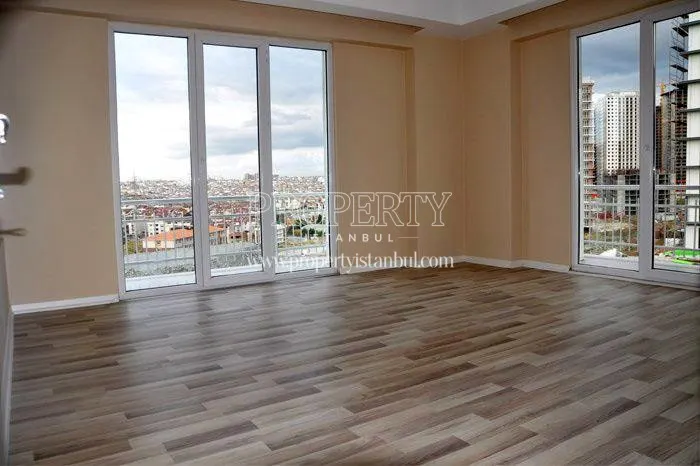 Empty living room in Gumus Park