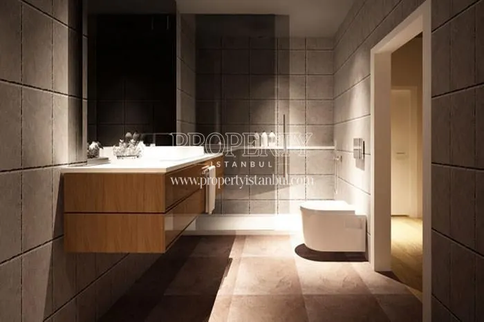 One of the bathrooms in Helenium Wings